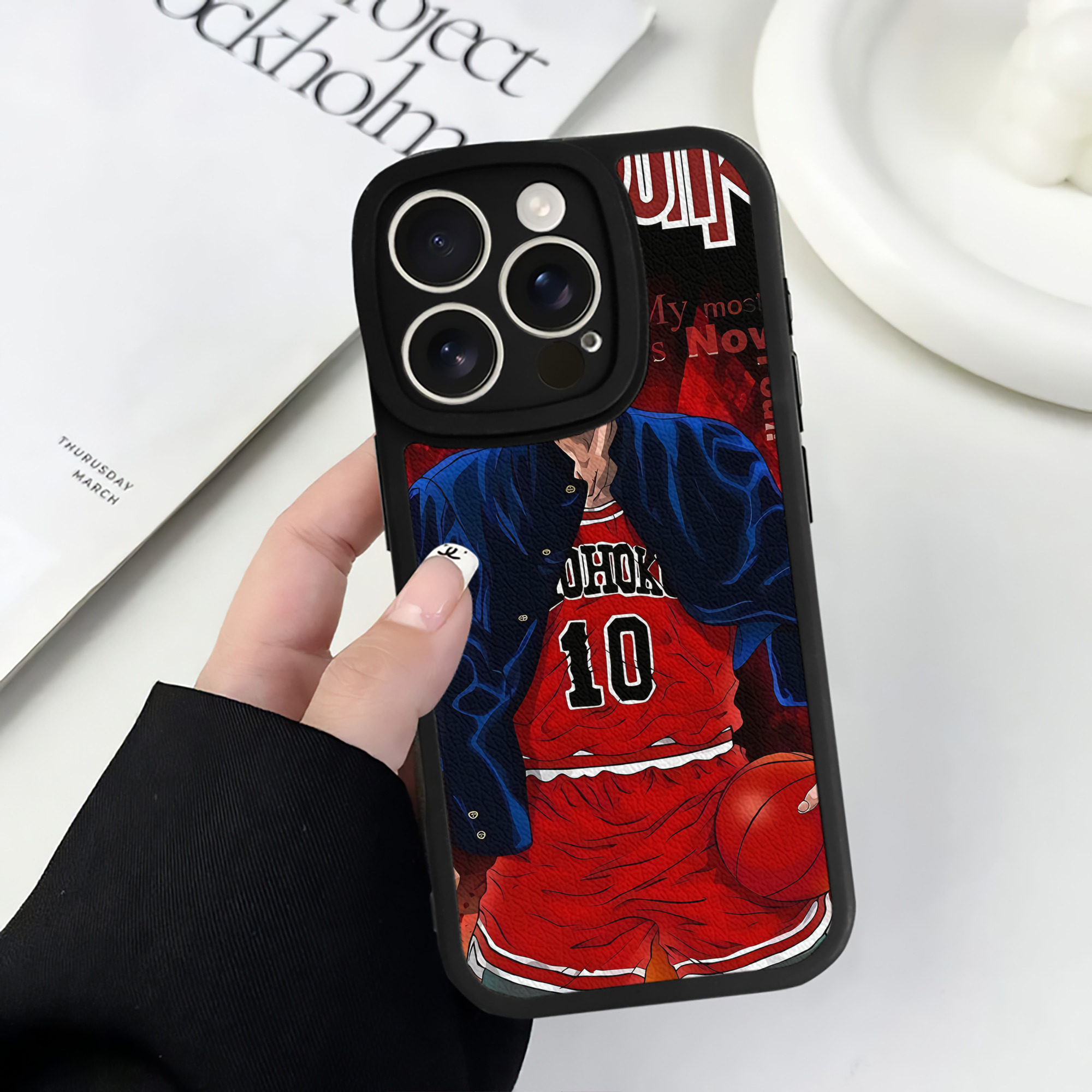（画像用） SLAM DUNK／スラムダンク 【iPhone 16シリーズ対応】シリコンスマホケース（レザー調） 材質：シリコン